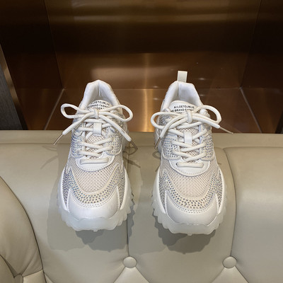 Sieviešu elpojošas kedas ar 6,5 cm platformu un dekorācijas akmeņiem