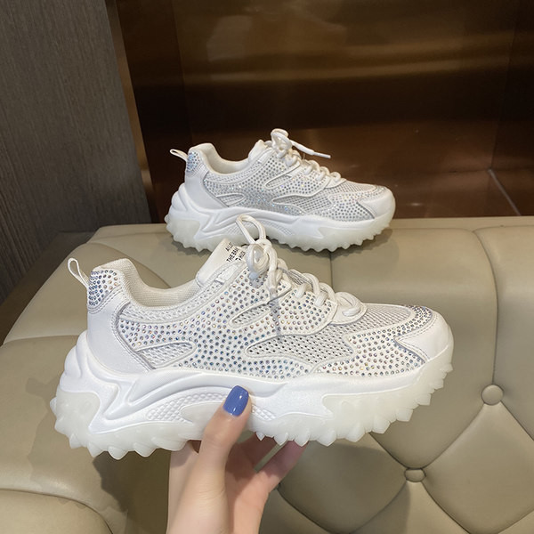 Sieviešu elpojošas kedas ar 6,5 cm platformu un dekorācijas akmeņiem