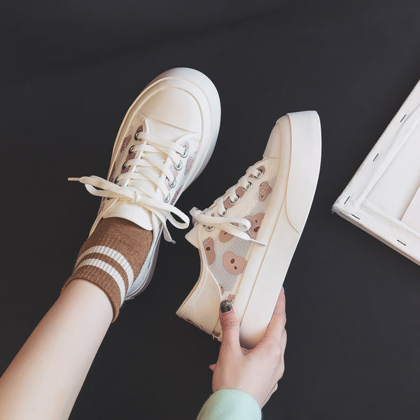 Adidași damă din plasă cu șireturi și talpă plată