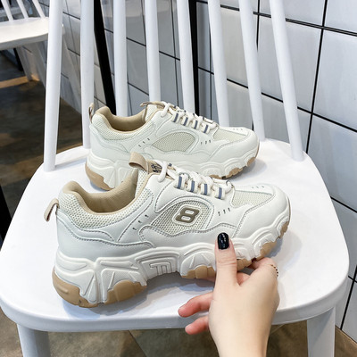 Pavasara sieviešu kedas ar raupju zoli un šņorēm - vairākās krāsās