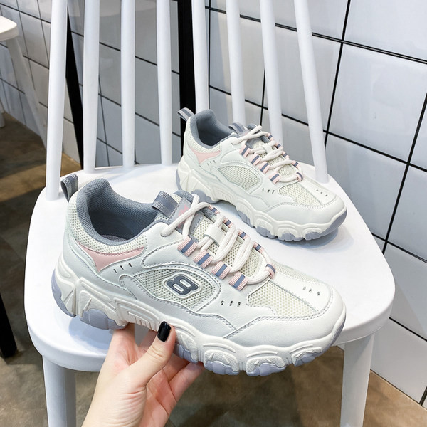 Pavasara sieviešu kedas ar raupju zoli un šņorēm - vairākās krāsās