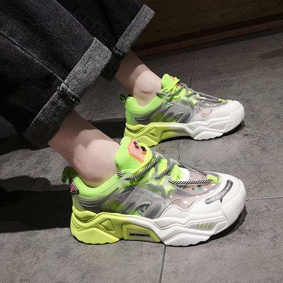 Sieviešu kedas zaigojošās krāsās un 5 cm platformu