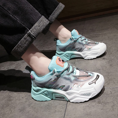 Sieviešu kedas zaigojošās krāsās un 5 cm platformu