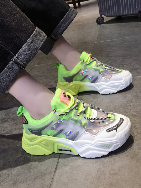 Sieviešu kedas zaigojošās krāsās un 5 cm platformu