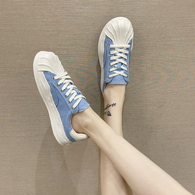 Γυναικεία αθλητικά παπούτσια με χοντρά πέλματα και κορδόνια