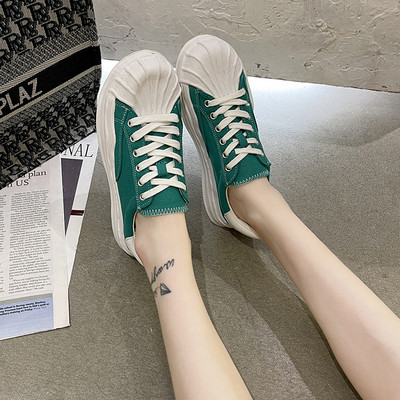 Γυναικεία αθλητικά παπούτσια με χοντρά πέλματα και κορδόνια