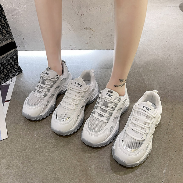 Adidași casual cu plasă și talpă aspră