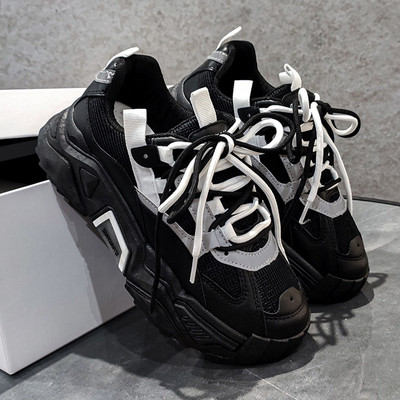 Sieviešu ikdienas kedas ar augstu raupju zoli