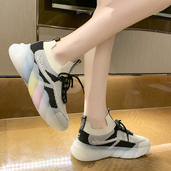 Sieviešu tekstila kedas ar krāsainu silikona zoli