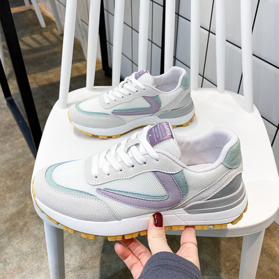 Sporta un ikdienas sieviešu kedas ar plakanu zoli vairākās krāsās