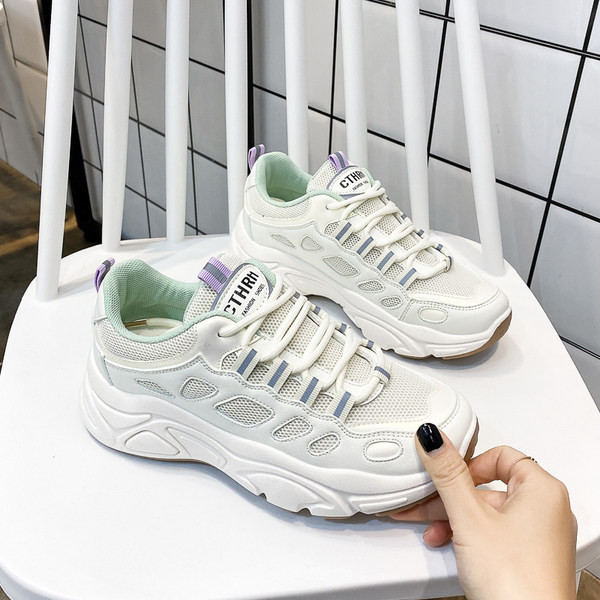 Modernas sieviešu kedas ar mežģīnēm vairākās krāsās