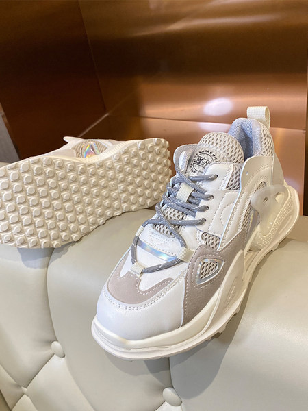 Sieviešu kedas ar sietu un 6,5 cm platformu