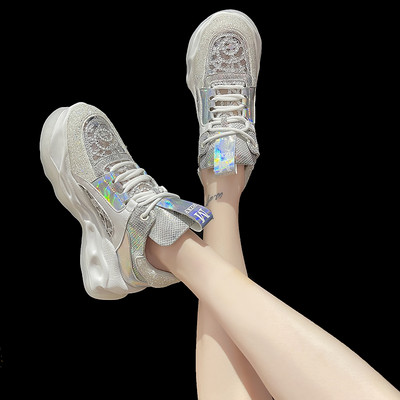 Adidasi de dama cu talpa aspra si pietre