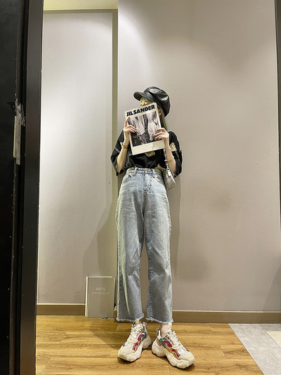 Adidasi moderni de dama cu elemente stralucitoare