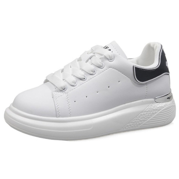 Jauns atsperu kedu modelis no eko ādas ar šņorēm