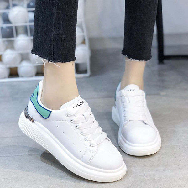 Jauns atsperu kedu modelis no eko ādas ar šņorēm