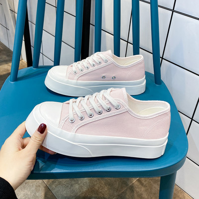 Jauns sieviešu tekstila kedu modelis ar šņorēm