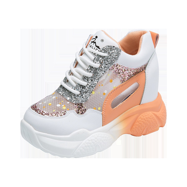 Model nou de adidasi de dama cu talpa inalta si elemente stralucitoare