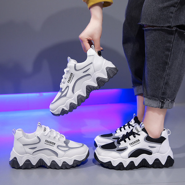 Jauns pavasara kedu modelis sievietēm ar saitēm un raupju zoli