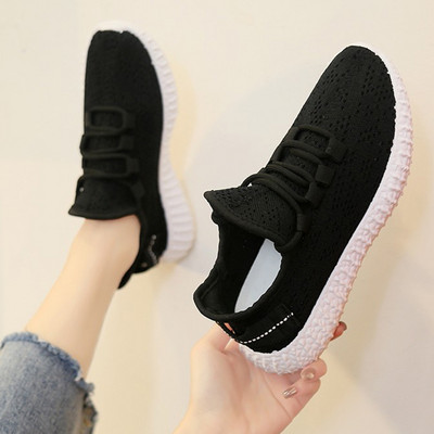 Model nou de adidași de primăvară-vară din material plasă