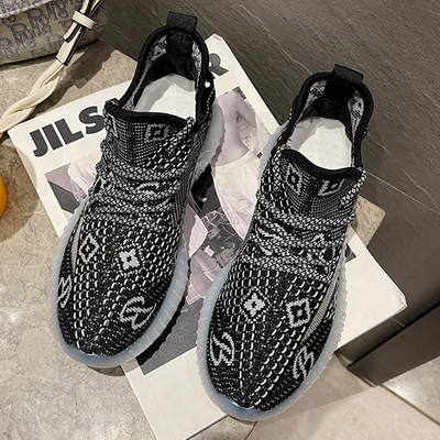 Model nou de adidași de primăvară-vară din material plasă