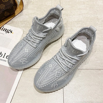 Model nou de adidași de primăvară-vară din material plasă