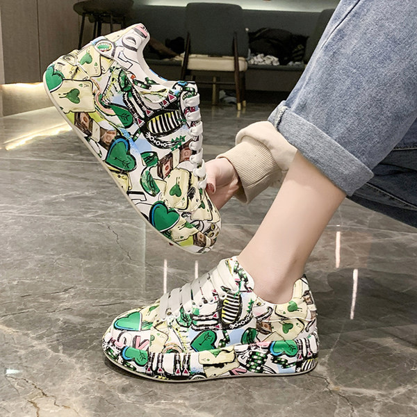 Jauns kedu modelis ar krāsainu apdruku