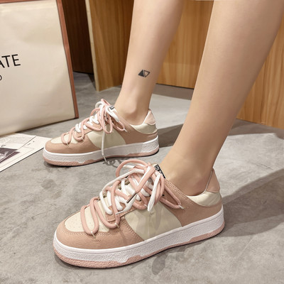 Sieviešu elpojošas kedas ar mežģīnēm un plakanu zoli