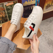 Pavasarim piemērotas sieviešu kedas divās krāsās