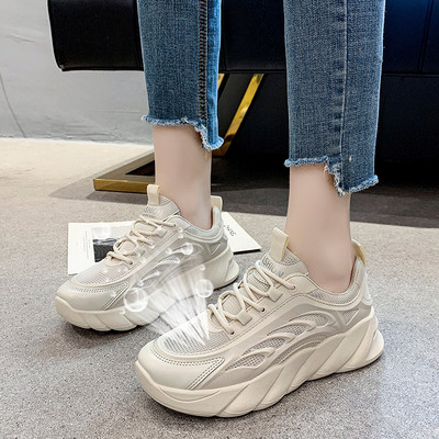 Tenisi dama respirabili cu sireturi - in doua culori