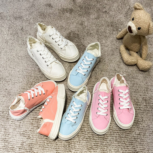 Sieviešu tekstila kedas ar plakanām zolēm