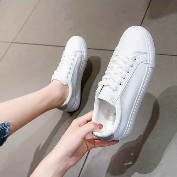 Ikdienas sieviešu kedas vienkāršs modelis ar tekstila saitēm