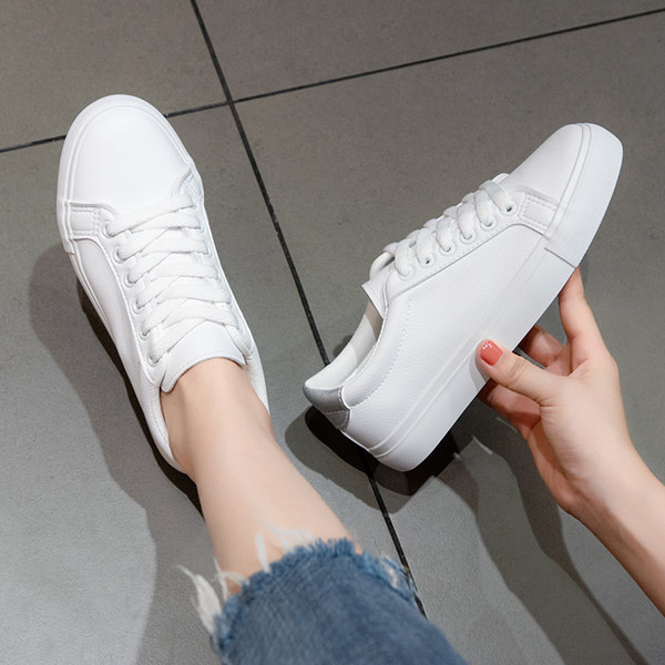 Ikdienas sieviešu kedas vienkāršs modelis ar tekstila saitēm