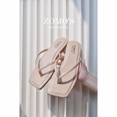 Jauns sieviešu ādas čību modelis starp pirkstiem - vairākas krāsas