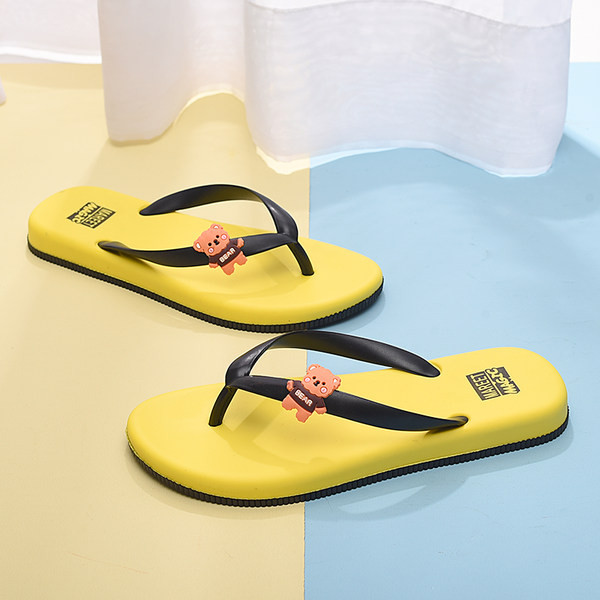 Șlapi antiderapante pentru femei cu element 3D