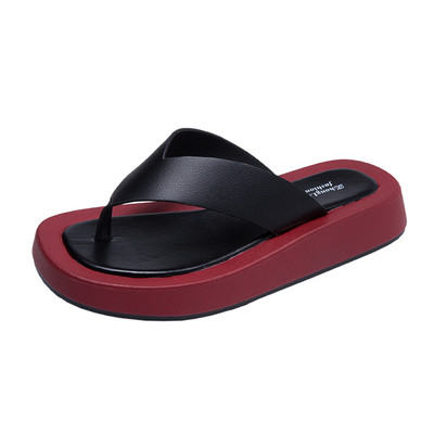 Ikdienas sieviešu čības ar ādas siksniņu starp pirkstiem