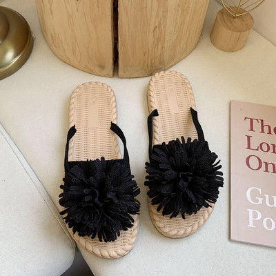 Sieviešu ikdienas čības ar 3D ziedu un plakanu zoli