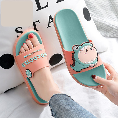 Papuci de dama cu talpa plate si aplicatii