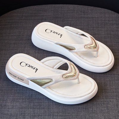 Jauns ikdienas čību modelis ar siksnu pāri pirkstiem