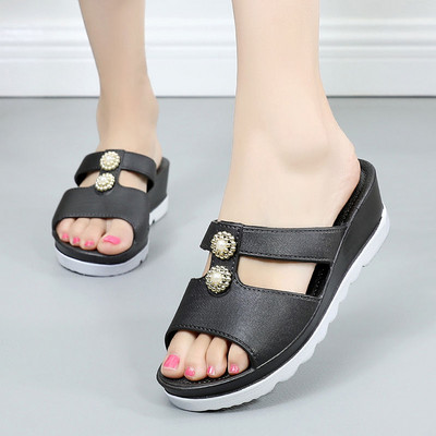 Papuci de dama din piele cu decor si platforma in mai multe culori