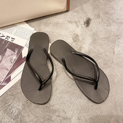 Papuci de plaja dama cu talpa plata - doua modele