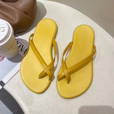 Papuci de plaja dama cu talpa plata - doua modele