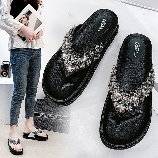 Model nou de papuci de dama cu pietre si platforma inalta de 4 cm