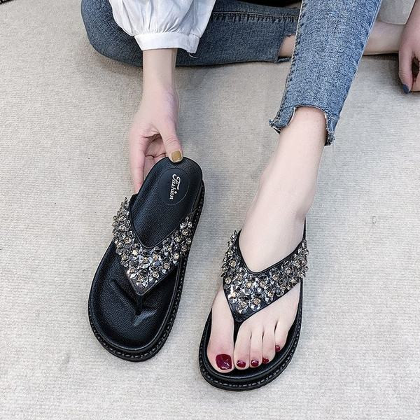 Model nou de papuci de dama cu pietre si platforma inalta de 4 cm