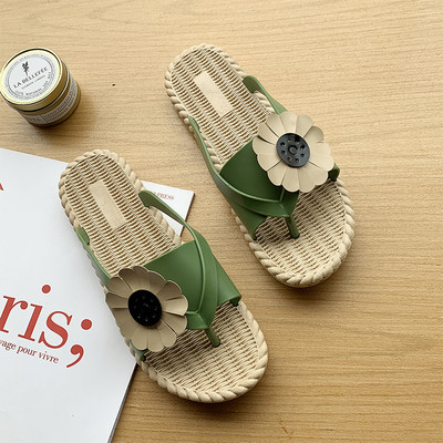 Ikdienas sieviešu čības starp pirkstiem - divi modeļi