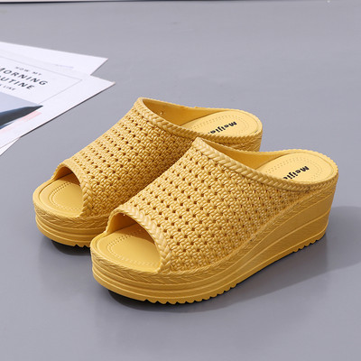 Ikdienas sieviešu čības ar platformu vairākās krāsās