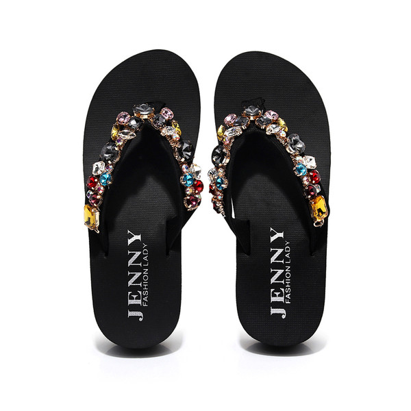 Γυναικείες σαγιονάρες με πέτρες διακοσμημένες για την παραλία και καθημερινή ζωή