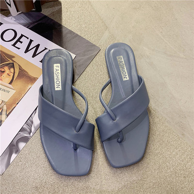 Sieviešu modernas čības no eko ādas ar plakanu zoli