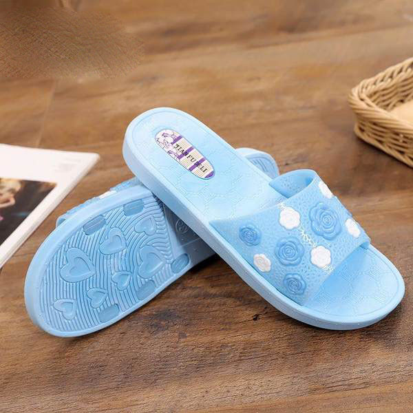 Sieviešu ikdienas čības ar plakanu zoli - četrās krāsās