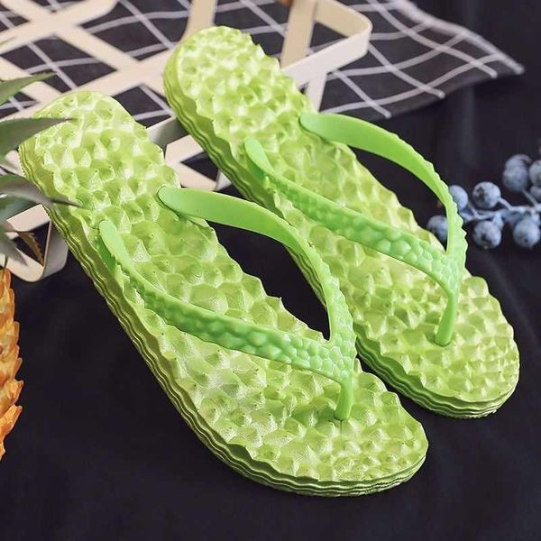 Ikdienas čības starp pirkstiem vai divi modeļi